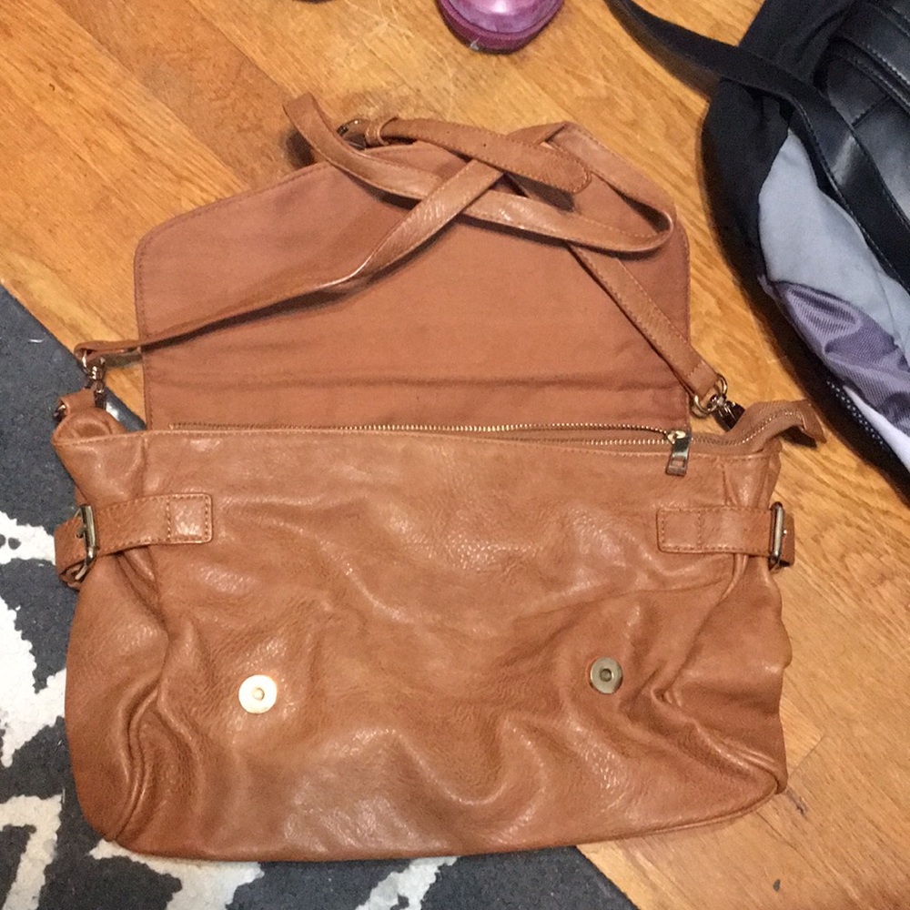 Brown satchel forever 21